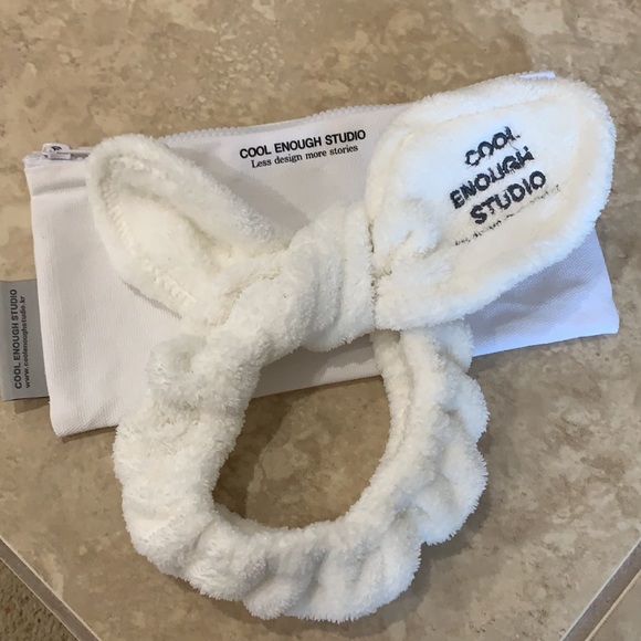 Cool Enough Studio | Bunny Ears Headband & Pouch - Picture 2 of 10